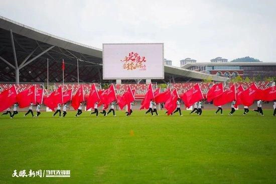 当地时间10月25日19:00，第54届大钟奖国际电影节颁奖典礼（以下简称;大钟奖）在首尔世宗文化会馆大剧场举行